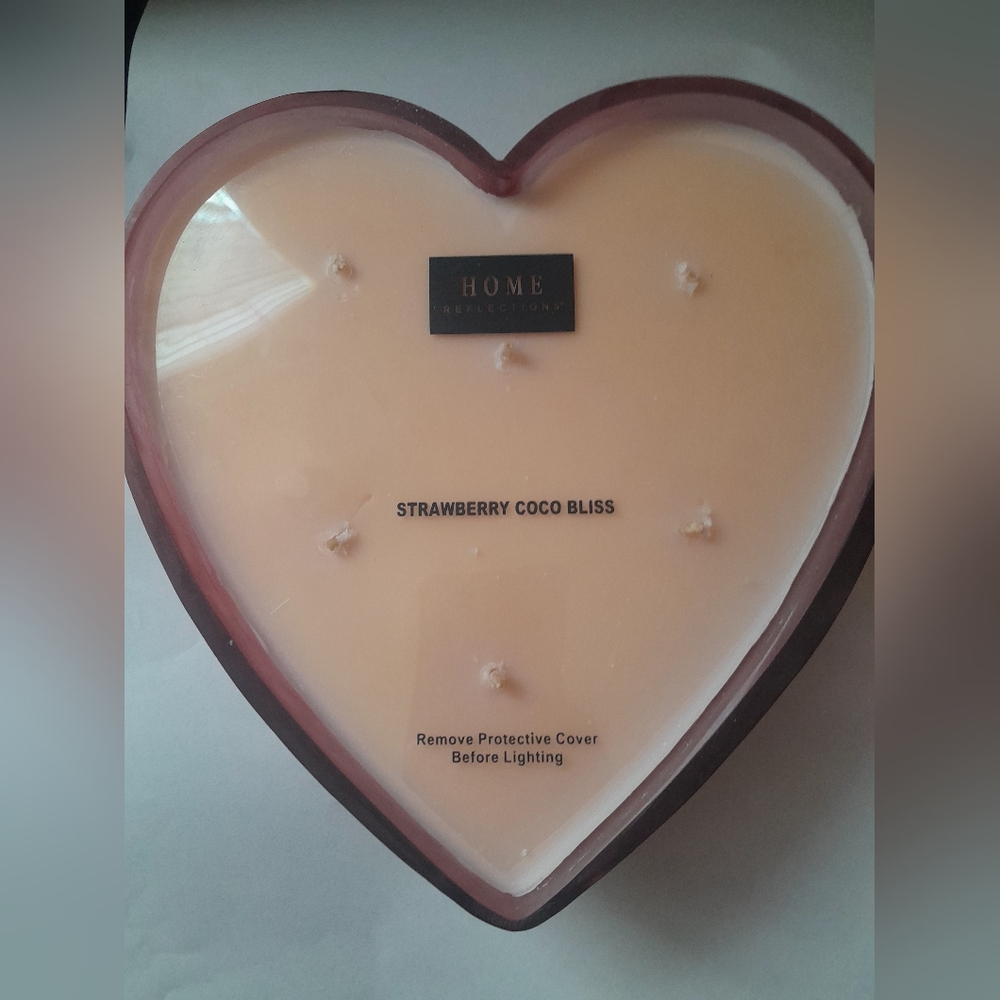 New Heart-Shaped Strawberry Coco Bliss 6 Wick Candle New In Box 9"by9" 28oz